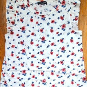 Kim&cami floral women's size medium top.